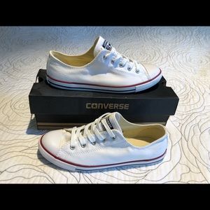 Converse dainty sneakers